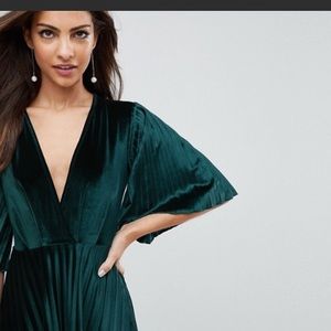 Pleated velvet plunge kimono midi dress
